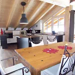 Alpenlodge Charivari - Sommerbergbahn Unlimited Kostenlos מלון דירות 4*