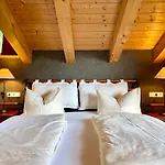 Alpenlodge Charivari - Sommerbergbahn Unlimited Kostenlos 4*