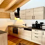 Alpenlodge Charivari - Sommerbergbahn Unlimited Kostenlos Lägenhetshotell 4*